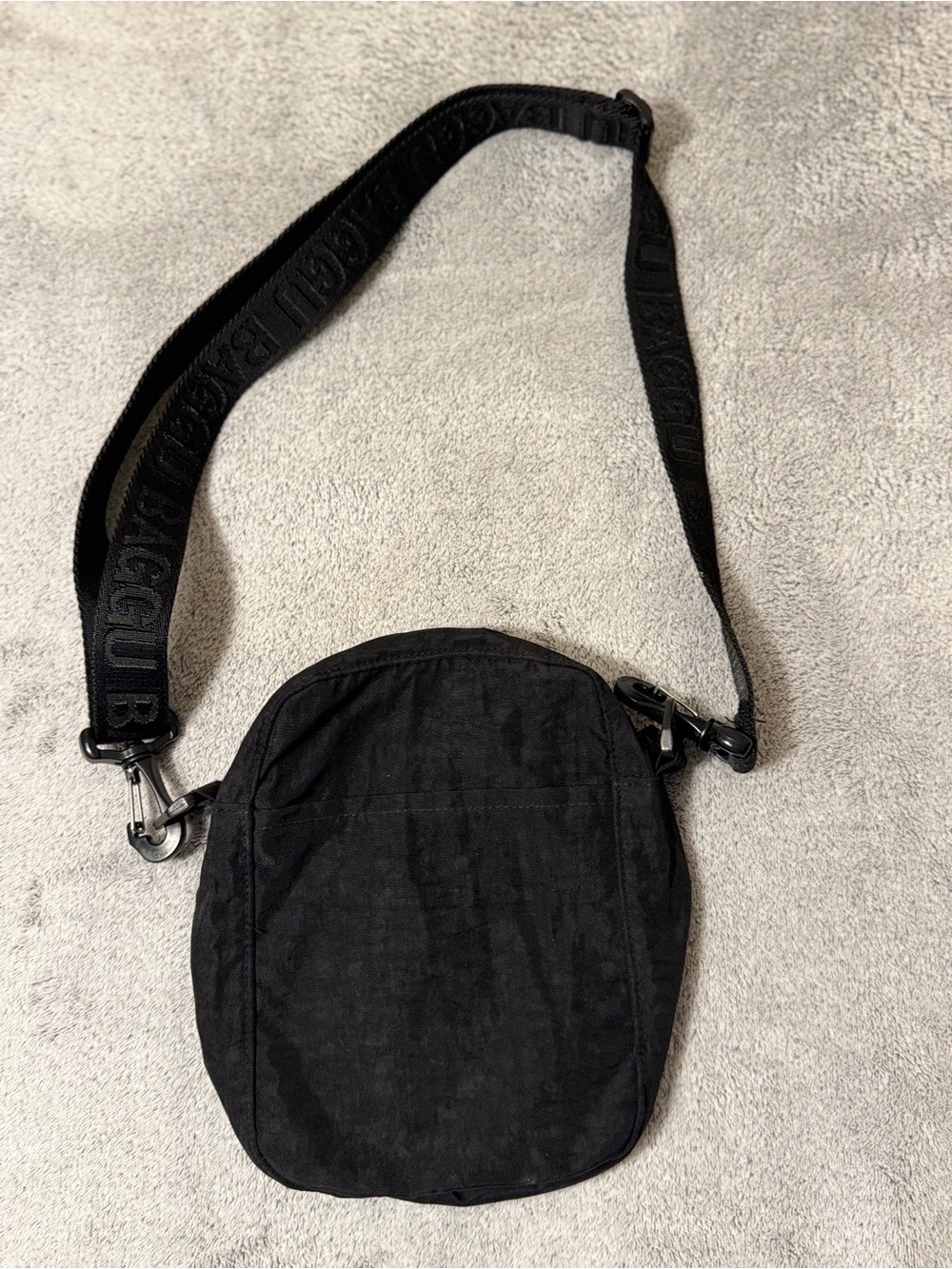 BAGGU Sport Crossbody Bag Black Discontinued Nylon Logo Strap